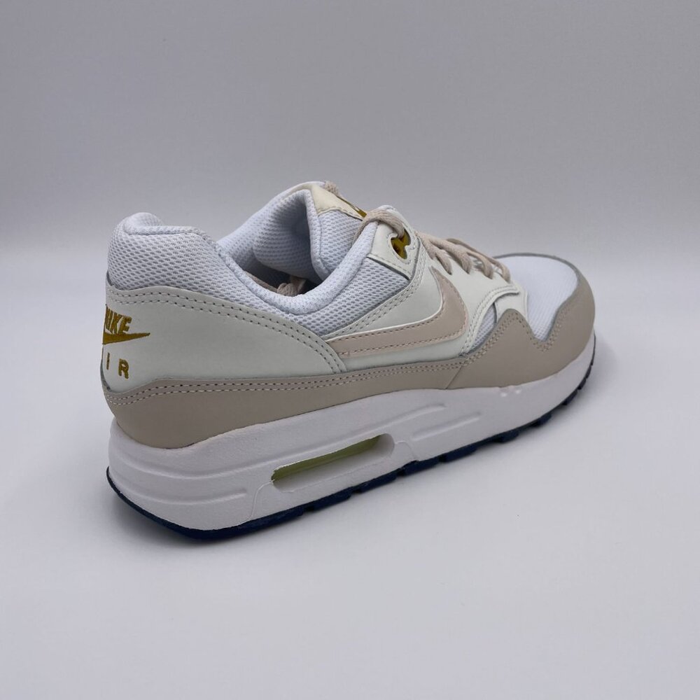 Nike Air Max 1 White / Beige Womens Shoes - Picture 8 of 8